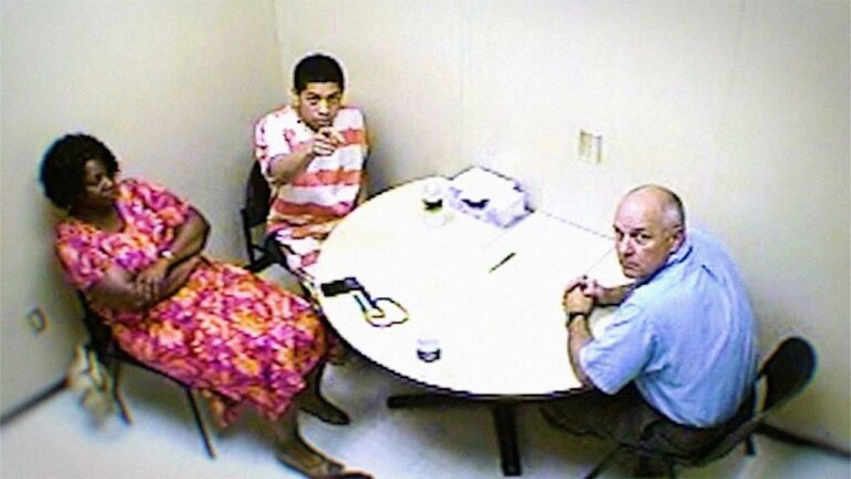 Teenager ￼Burns Down Grandmother's House With Her Inside After She Catches Him With a Boy